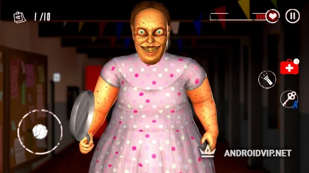 Scary Lady - High School Horro фото